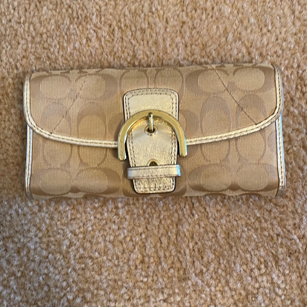 Used Coach wallet